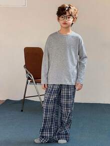 DAZY Tween Boy Solid Color Round Neck Long Sleeve Top And Plaid Long Pants Casual Daily Outfit Set - Light Grey - View 4