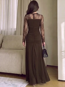 Modelyn 法式風格蕾絲拼接蝴蝶結長洋裝女款 - 棕色 - 查看 2