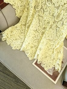 GlowEve CURVE 大尺碼女款歐美風優雅純色時尚高端夏季百搭鏤空蕾絲水溶花修身寬鬆外出上衣 - 黃色 - 查看 3