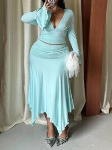 GalTyme Plus Size Women Solid Color Deep V-Neck Bell Sleeve Top And Pleated Asymmetric Hem Skirt Fashion 2 Pieces Set Fall - Mint Green - View 7