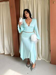 GalTyme Plus Size Women Solid Color Deep V-Neck Bell Sleeve Top And Pleated Asymmetric Hem Skirt Fashion 2 Pieces Set Fall - Mint Green - View 3