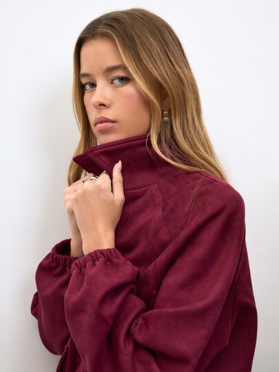 Nöista Purple Suede Jacket With Button Front And Patch Pockets. Day-To-Night, Casual Chic, Fall Winter.