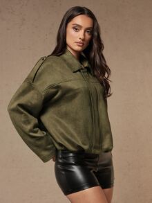 Silquee Jaket Wanita Lengan Panjang Warna Hijau Bahan Suede Imitasi dengan Resleting (Gaya Musim Gugur/Dingin) - Jaket Praktis yang Cocok untuk Perjalanan Santai dan Tampilan Gaya Jalanan. - Hijau - View 6