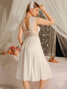 DelicateAllure 女式性感深 V 领撞色蕾丝无袖束腰睡袍，夏季 - 白色 - 查看 2
