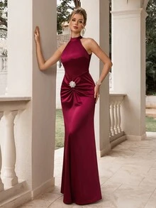 Poshira Women's Solid Color Rhinestone Decor Pleated Fitted Elegant Halter Neck Cocktail Dress - Burgundy - View 4