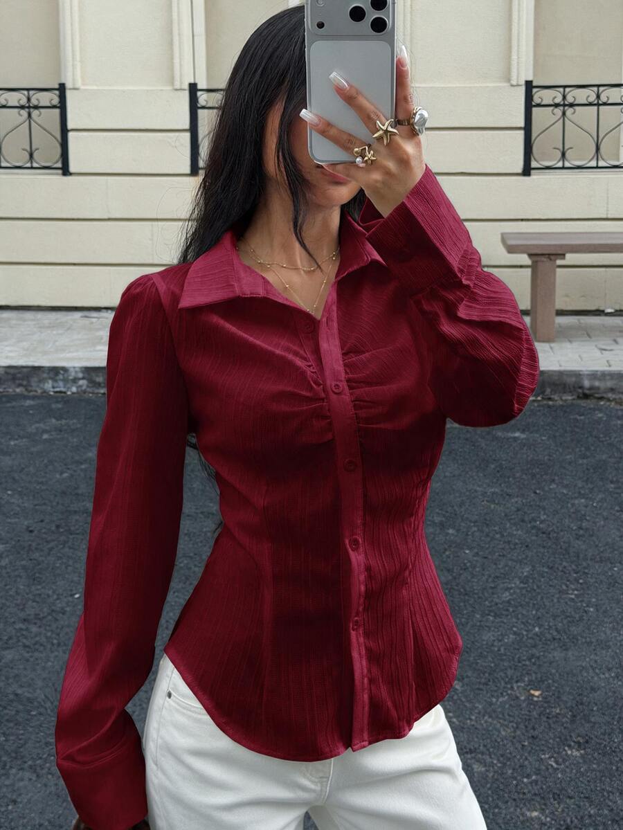 Siren Gaze 女款V領收腰純欲風上衣,純色百褶鈕扣長袖襯衫,白色領口女裝 - 酒紅色 - 查看 1