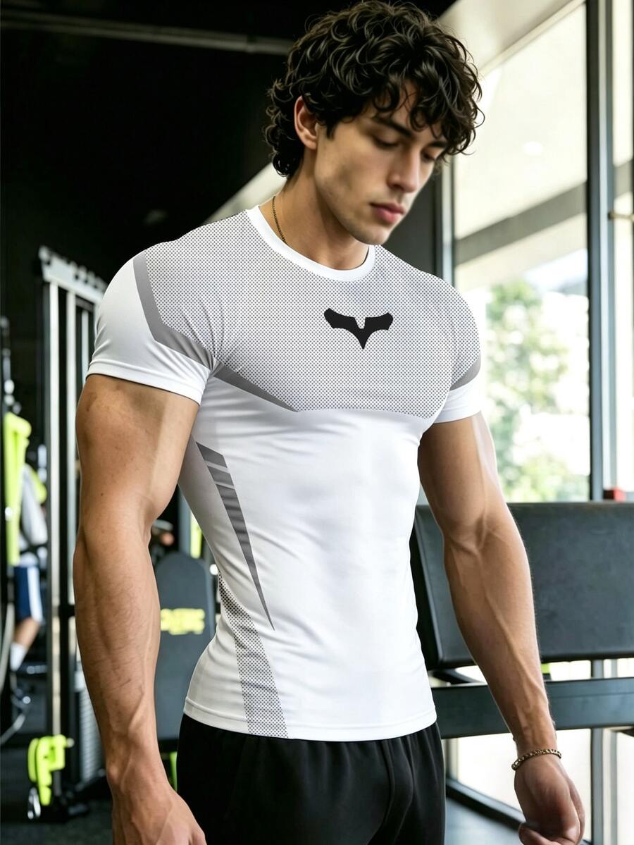 GymBeat 男士幾何印花短袖休閒健身運動T恤,健身房穿著 - 彩色 - 查看 1