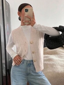 Siren Gaze Women's Street Style Starfish Metal Button V-Neck Knit Vest - Apricot - View 4