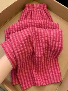 SHEIN CURVE+ Celana Panjang Wanita Ukuran Besar Musim Semi/Panas Motif Kotak-kotak dengan Tali Serut, Kasual, Serbaguna, dan Potongan Lebar untuk Pemakaian Sehari-hari di Musim Gugur - Merah - View 2