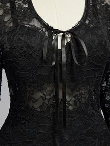 ROMWE Avant Atasan Wanita Ukuran Besar Seksi Transparan Hitam Berenda dengan Tali Depan dan Lengan Terbelah - Hitam - View 3