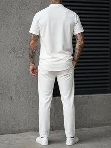 Manfinity Homme 男士短袖襯衫與長褲 2 件組夏季套裝 - 白色 - 查看 2