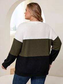 SHEIN CURVE+ Kaos Kasual Lengan Panjang Wanita Ukuran Besar dengan Desain Kancing, Leher V, dan Warna Kontras untuk Musim Gugur - MultiWarna - View 2