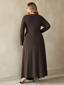 SHEIN CURVE+ 大尺碼女款秋冬黃色優雅長袖百褶洋裝 - 咖啡棕 - 查看 2