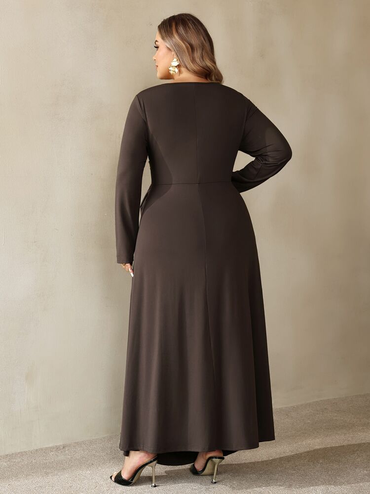 SHEIN CURVE+ Gaun Lipit Lengan Panjang Elegan Warna Kuning untuk Wanita Ukuran Besar Musim Gugur/Dingin - Coffee Brown - View 2
