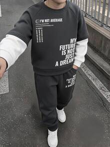 SHEIN 2件組兒童青少年男孩休閒日常百搭舒適大字母印花 2合1連帽寬鬆長袖衛衣與寬鬆慢跑褲針織運動套裝，適合日常穿著、上學、外出、運動，秋冬款 - 灰色 - 查看 7