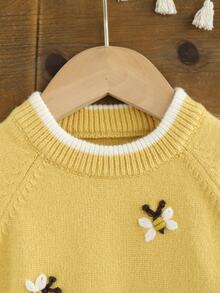 SHEIN Vintaside Kids 2件組女嬰毛衣套裝，圓領套頭毛衣搭配手工刺繡蜜蜂圖案，精湛工藝，精緻 + 針織寬腿褲，舒適柔軟，黃色蜜蜂甜美休閒優雅簡約風，適合秋冬旅行出遊派對戶外日常穿著 - 黃色 - 查看 7
