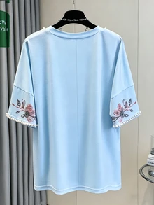 GlowEve Women's Floral & Pearl Decor Round Neck Short Sleeve T-Shirt - Blue - View 2