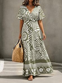 SHEIN LUNE CURVE Vintage Shell Print Wrap V-Neck Short Sleeve High Waist Full Skirt Beach Maxi Dress - Green - View 10