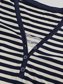 IslaSuriya Striped Contrast Lace V-Neck Long Sleeve Top - Multicolor - View 4