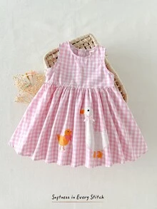 Cozy Pixies 女婴/幼儿格子卡通动物刺绣圆领无袖休闲连衣裙，百搭舒适，可爱甜美，卡通图案，童话风格，适合玩耍、居家、户外、日常穿着。 - 彩色 - 查看 3