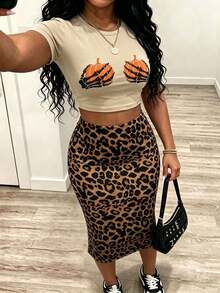 Slaydiva Plus Size Pumpkin Print Short Sleeve T-Shirt And Leopard Print Fishtail Maxi Skirt 2 Pieces Set - Multicolor - View 1