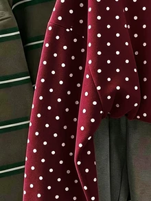 SHEIN 青少年女孩休閒時尚波點圖案厚實舒適柔軟運動衫，適合秋冬日常、街頭穿搭、戶外、Y2K、運動、校園、返校，甜美女孩風 - 白色 - 查看 5