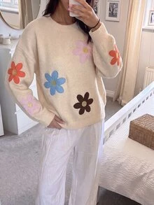 Balvessa 秋冬新款休閒優雅杏色花卉刺繡寬鬆版型日常通勤圓領長袖女款時尚針織套頭毛衣 - 杏色 - 查看 3