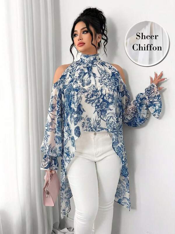 Elenzga Áo blouse dáng dài phong cách Pháp retro size lớn, họa tiết in hai màu xanh trắng kiểu sứ cổ điển móc crochet, hở vai, cổ cao, tay dài loe, gấu áo bất đối xứng, chủ đề Halloween