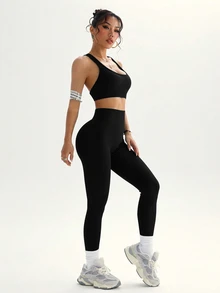 Rhythm Era Plus Size Women Criss-Cross Back Sports Bra And Pants Set - Black - View 8