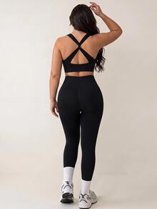 Rhythm Era Plus Size Women Criss-Cross Back Sports Bra And Pants Set - Black - View 9