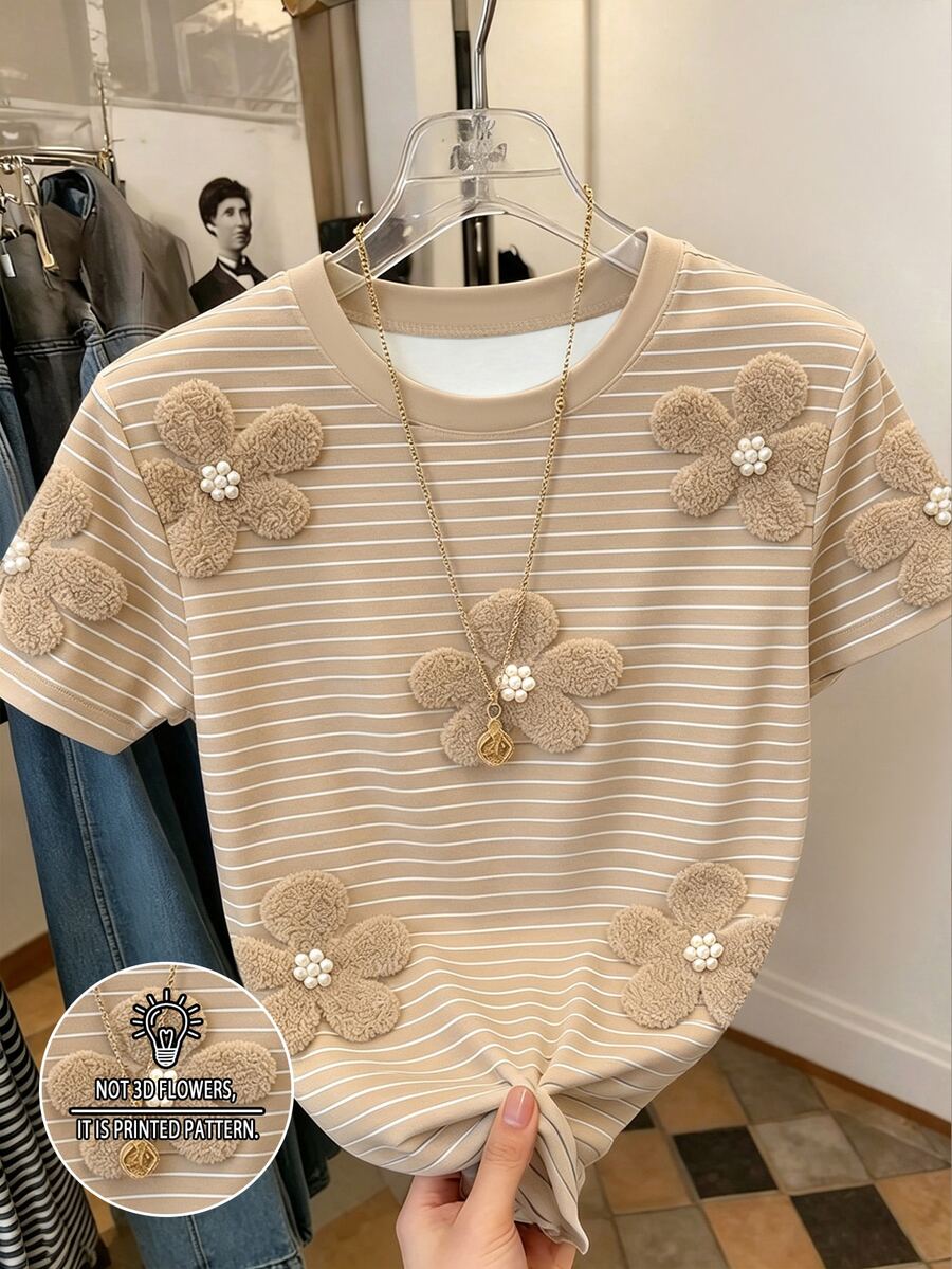Resyla Women's White 3D-Effect Floral Digital Print Crew Neck Short Sleeve T-Shirt Brunch Summer Cute Elegant - Multicolor - View 1