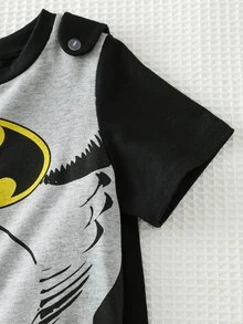 BATMAN X Cozy Pixies 3pcs/Set Young Boy Hero Pattern Contrast Color Soft Knit Round Neck Top,Elastic Waist Shorts,Shawl Character Clothes Summer Family Matching Kids Sets - Black - View 5