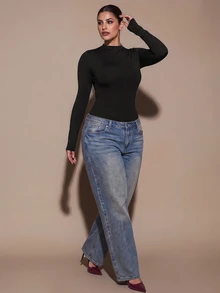 SHEIN BAE CURVE بودي نسائي مقاس كبير باللون الأسود بأكمام طويلة - قطعة أساسية متعددة الاستخدامات لطبقات الخريف والشتاء، تتميز بأسلوب مثير وحشوات صدر مدمجة. - الأسود - مشاهدة 8