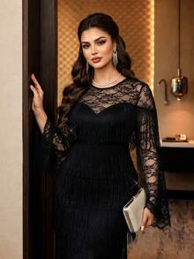 SHEIN Lady فستان سهرة فاخر أسود شتوي للهالوين مقاس كبير، أنيق للحفلات والكوكتيل والمناسبات الرسمية، بتصميم دانتيل مع رقعات متعددة الطبقات وشرابات - الأسود - مشاهدة 10