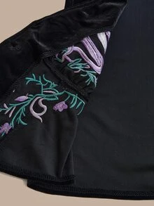 ROMWE Fairycore 大尺碼秋冬復古森系花卉刺繡天鵝絨背心 - 黑色 - 查看 8