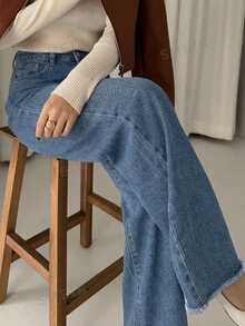 DAZY Women's Pocket Button Frayed Hem Casual Versatile Daily Wear Wide Leg Jeans - Dark Wash - View 8