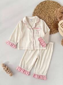 SHEIN Newborn Cute Satin Colorblock Loungewear Set - Beige - View 3