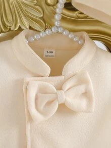 SHEIN Playful Pals 2件組女嬰秋冬米白色優雅公主風蝴蝶結胸前設計蓬鬆袖口長袖洋裝附配套貝雷帽，微鬆A字版型，適合日常外出、生日派對、節日拍照、家庭聚會、1歲生日紀念 - 米色 - 查看 6