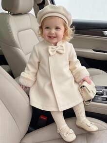 SHEIN Playful Pals 2件組女嬰秋冬米白色優雅公主風蝴蝶結胸前設計蓬鬆袖口長袖洋裝附配套貝雷帽，微鬆A字版型，適合日常外出、生日派對、節日拍照、家庭聚會、1歲生日紀念 - 米色 - 查看 2