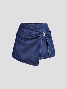 Sweetra CURVE Celana Pendek Denim Cuci Kasual untuk Wanita Ukuran Plus dengan Dekorasi Logam, Cocok untuk Sehari-hari - Dark Wash - View 1