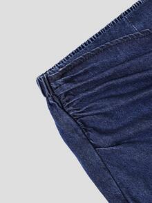 Sweetra CURVE Celana Pendek Denim Cuci Kasual untuk Wanita Ukuran Plus dengan Dekorasi Logam, Cocok untuk Sehari-hari - Dark Wash - View 8