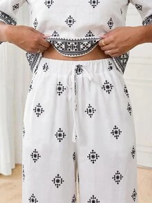 SHEIN Lady Set Kemeja dan Celana Motif Geometris untuk Wanita Paruh Baya - MultiWarna - View 6