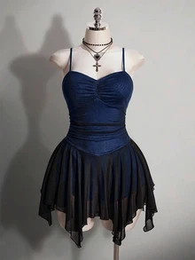 SHEIN ICON Gaun Cami Seksi Wanita Ukuran Plus dengan Desain Blok Warna, Lipit, Pinggang Ramping, dan Hem Asimetris - Biru - View 2