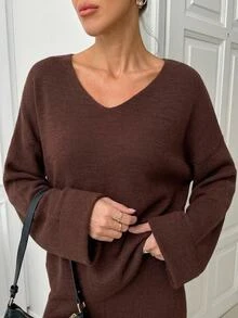 SHEIN طقم كنزة وبنطلون للنساء بياقة على شكل حرف V وأكمام واسعة مزينة بتفاصيل - بني - مشاهدة 6