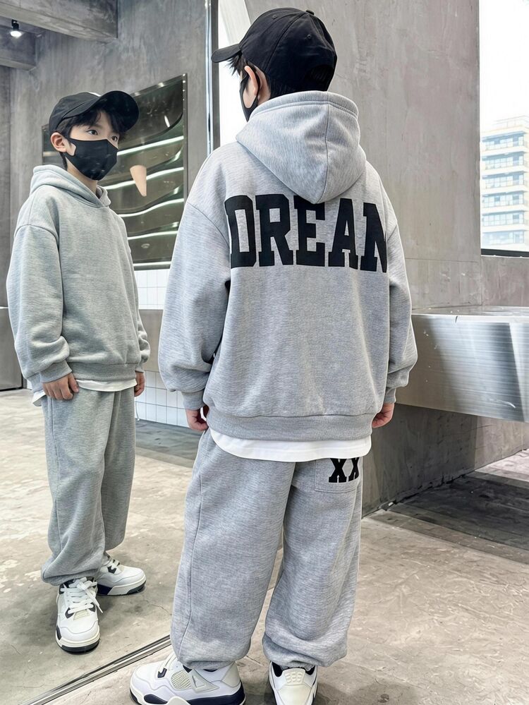 SHEIN Kids Tween Boy Casual Sports Versatile Minimalist Grey Hoodie With Large Letter Graphic On Back And Sweatpants Set, Suitable For Commuting, School, Daily Casual Wear, Sports, Autumn/Winter - Grey - View 2
