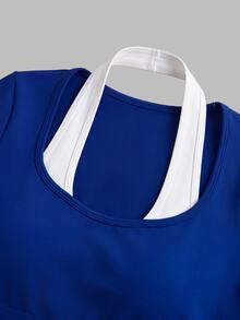 Sweetra Kaos Olahraga Wanita Ukuran Plus Model Halter Neck Cropped dengan Blok Warna - Navy Blue - View 4