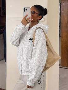 SHEIN Teen Girls Teen Girl Autumn Light Gray Leopard Print Bow Sweatshirt Winter Jacket Cute Casual Daily Sports - Light Grey - View 2