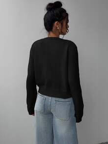 SHEIN Tall CURVE 大尺碼休閒純色圓領長袖寬鬆短版開襟衫 秋冬款 - 黑色 - 查看 3