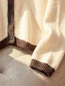 Rusticease Cardigan Wanita Kasual Musim Gugur/Dingin dengan Trim Blok Warna dan Bordir Bunga - Aprikot - View 5