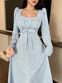 Modelyn 春夏秋溫柔淡藍色方領長洋裝 高腰顯瘦大裙擺優雅約會質感連身裙 - 藍色 - 查看 7
